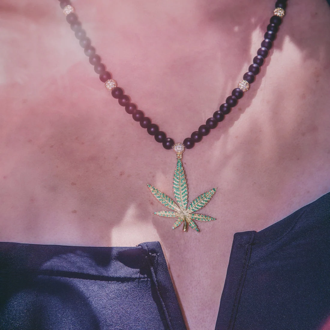 Naszyjnik High Rise Cannabis Leaf