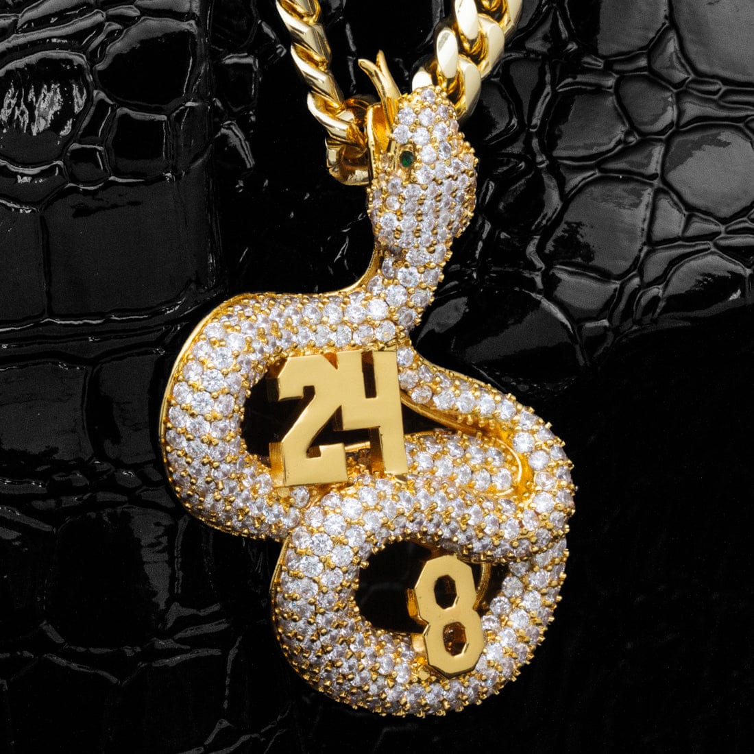 Black Mamba Eras Kolye